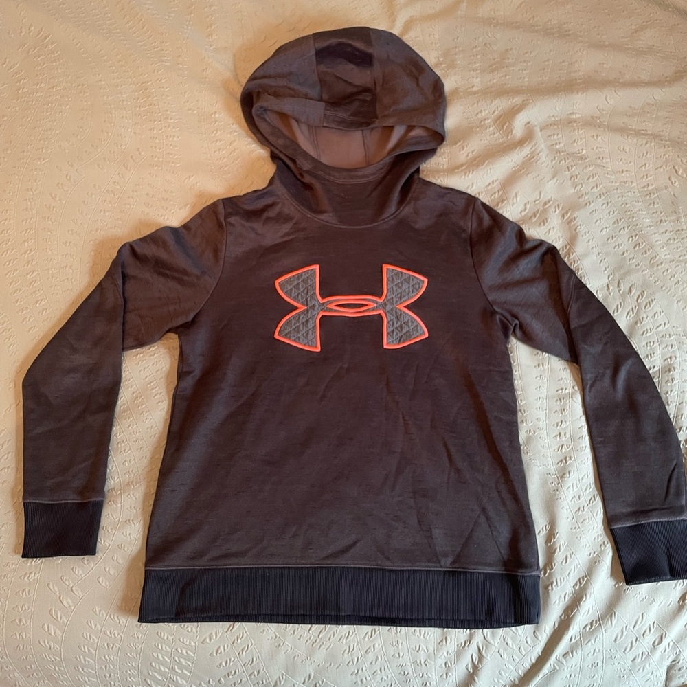 Under Armour Sweatshirt